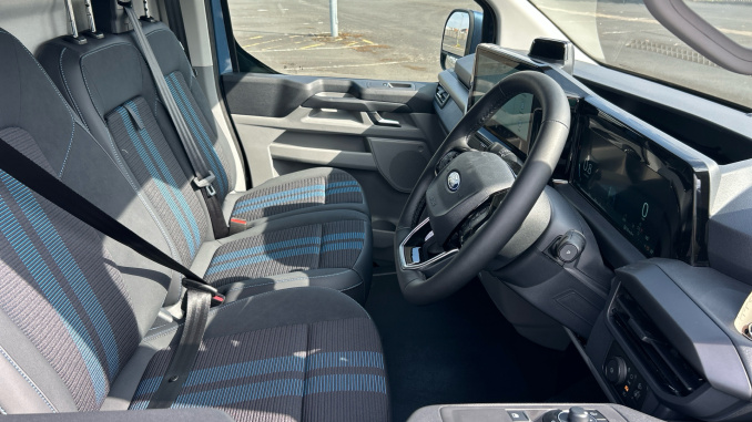Ford Transit Custom 320 L1 Diesel Awd 2.0 EcoBlue 170ps H1 Van Sport Auto - Image 6